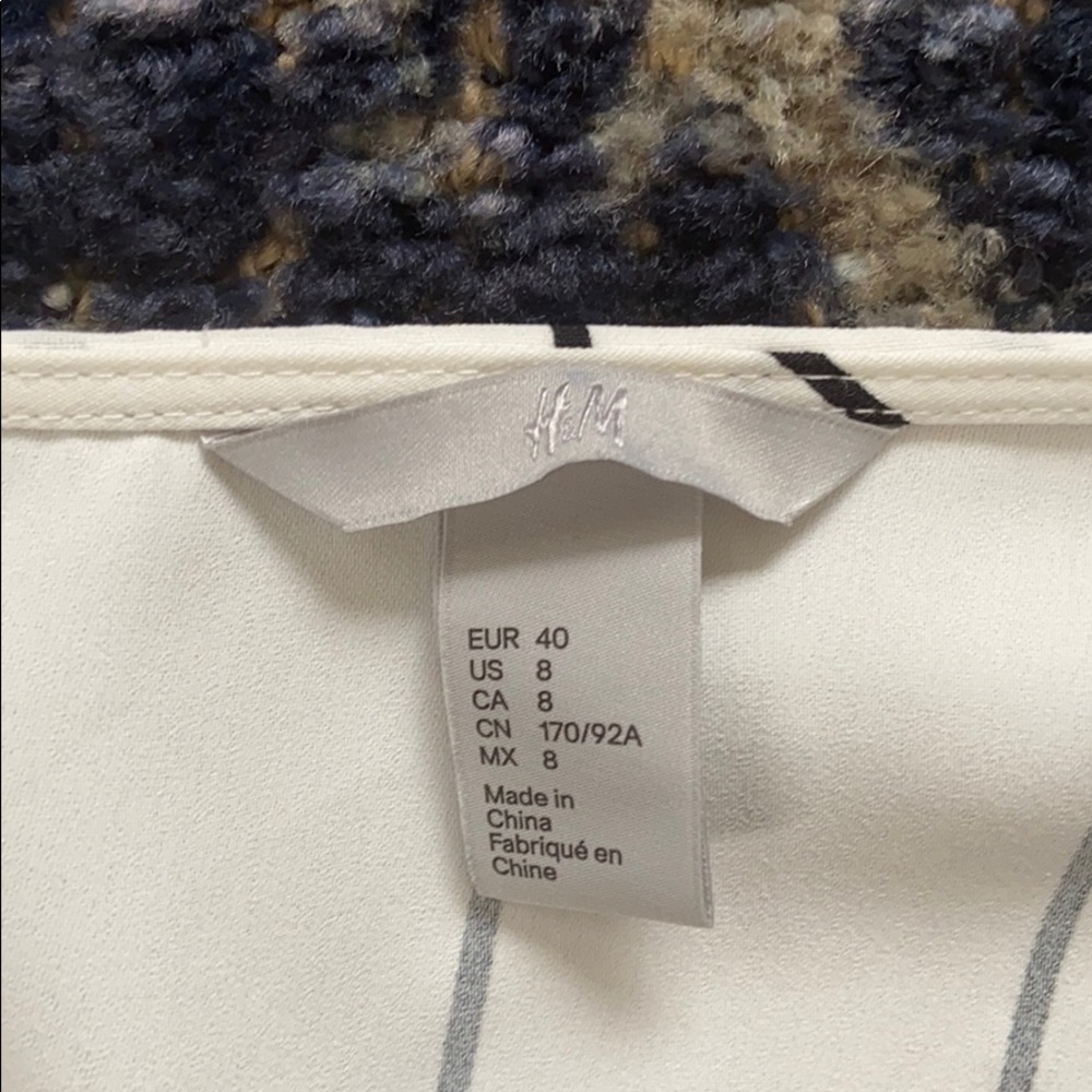 H&M top - Picture 3 of 3